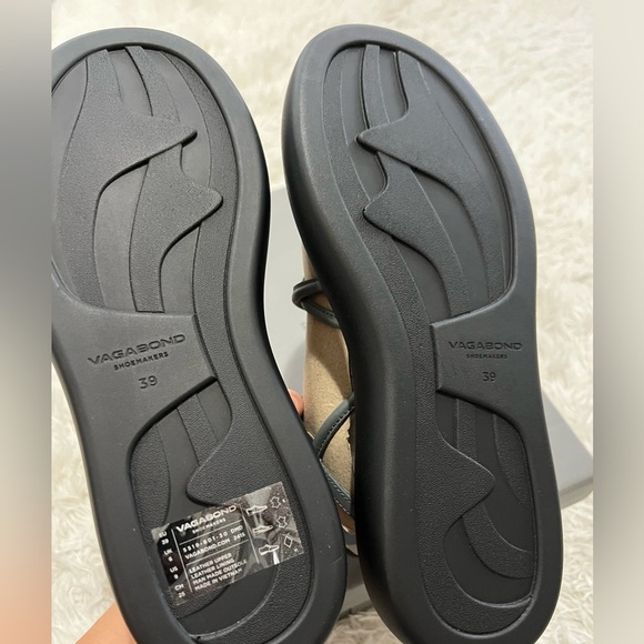 Vagabond Blenda Platform Sandal - size 39 US 8.5 & 49 US 9.5 - NIB - Picture 4 of 10